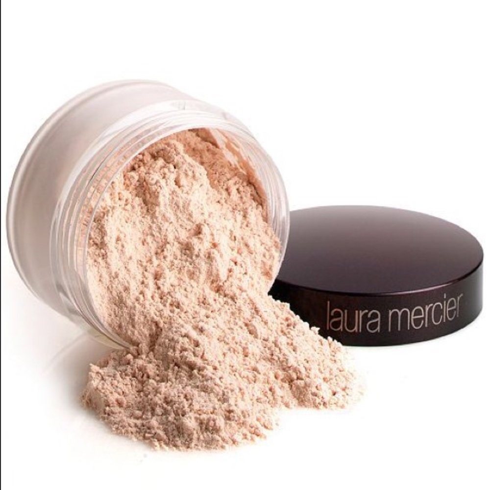 Laura Mercier loose setting powder in Translucent